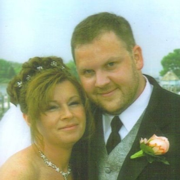 Meet your Posher, Sharon - Picture 1 of 1